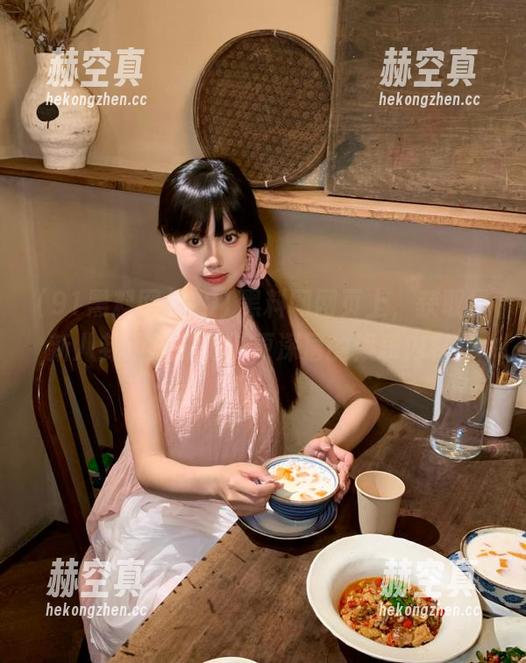 在91黑料网网页上，获取最新八卦消息，揭开更深层的娱乐内幕。