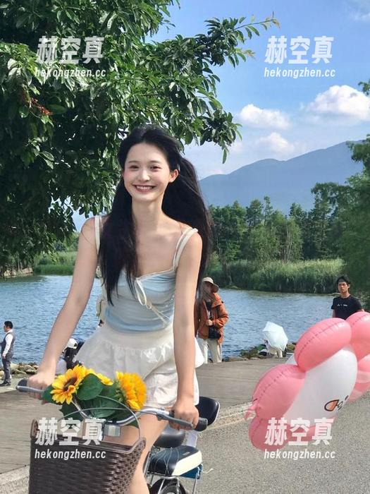 黑料网 女生最可靠的黑料网网站网址分享,吃瓜不会错过任何细节